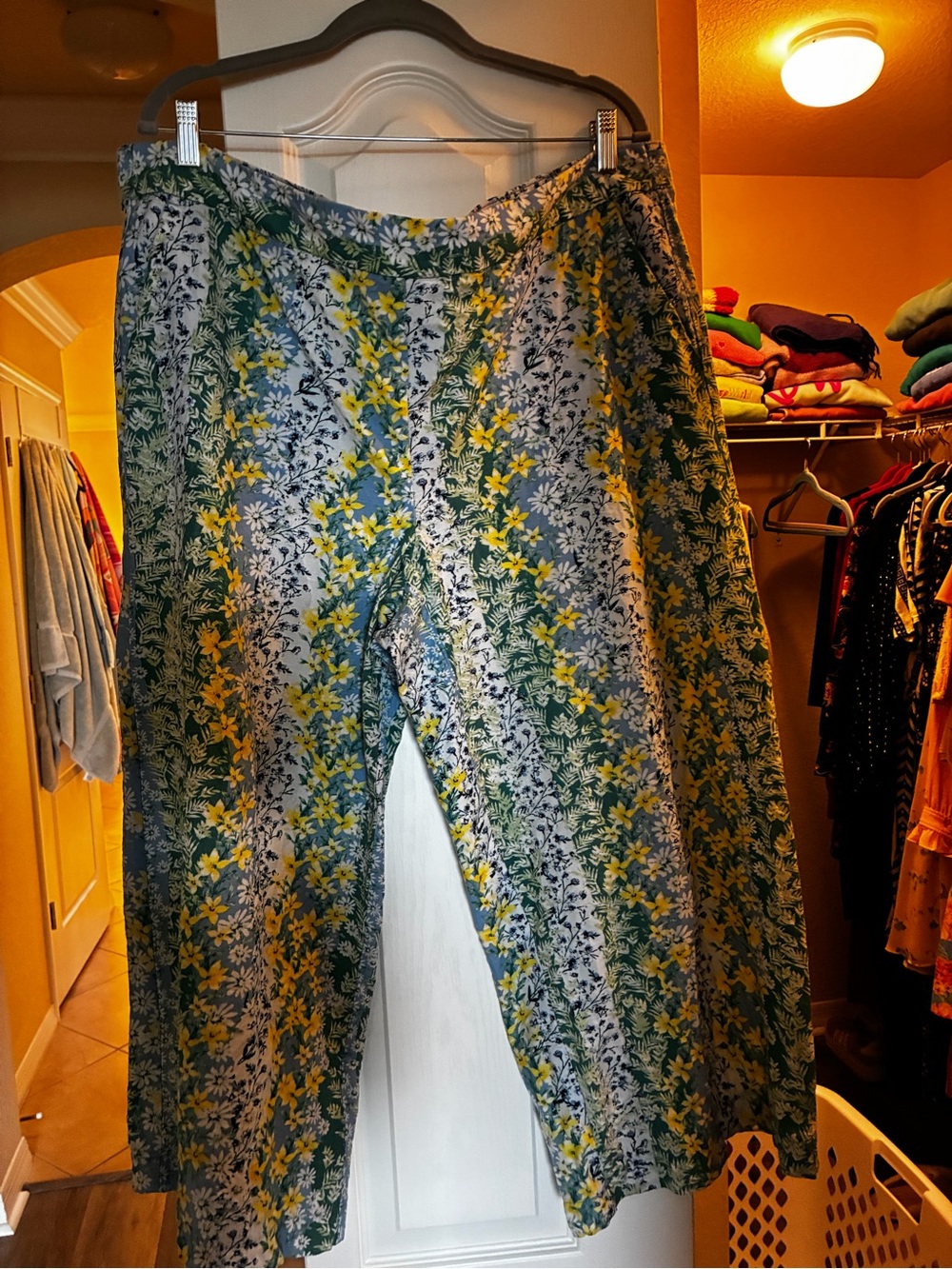LOFT Floral Wide-Leg Pants in Green & Yellow